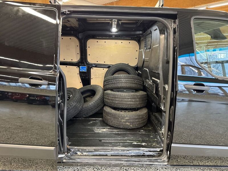 Ford Transit Custom vaihtoauto