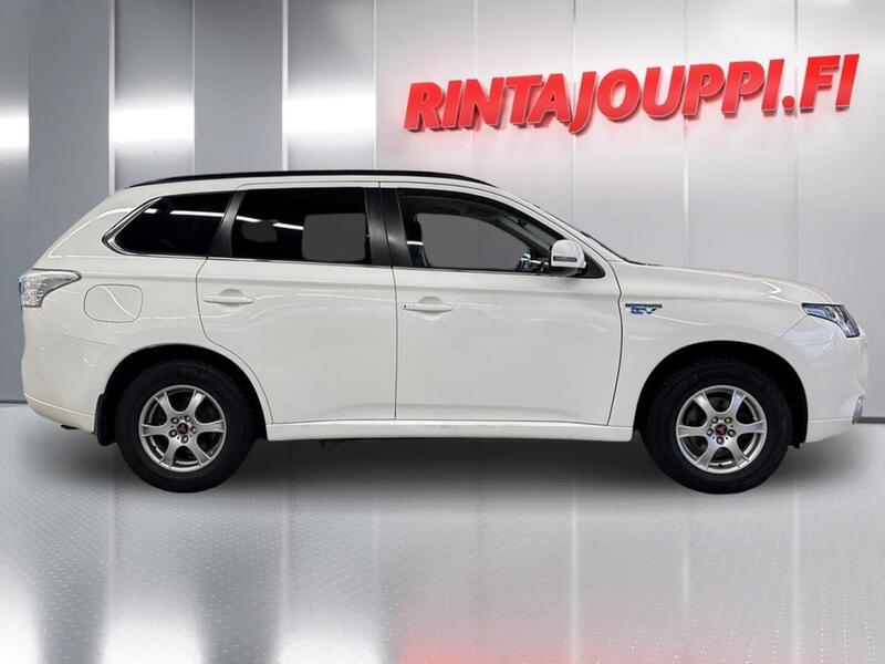 Mitsubishi Outlander PHEV vaihtoauto