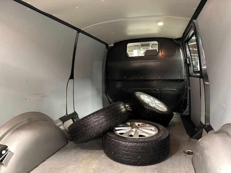 Volkswagen Transporter vaihtoauto