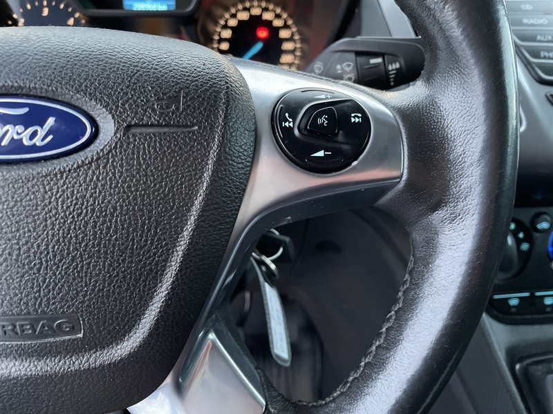 Ford Transit Connect vaihtoauto