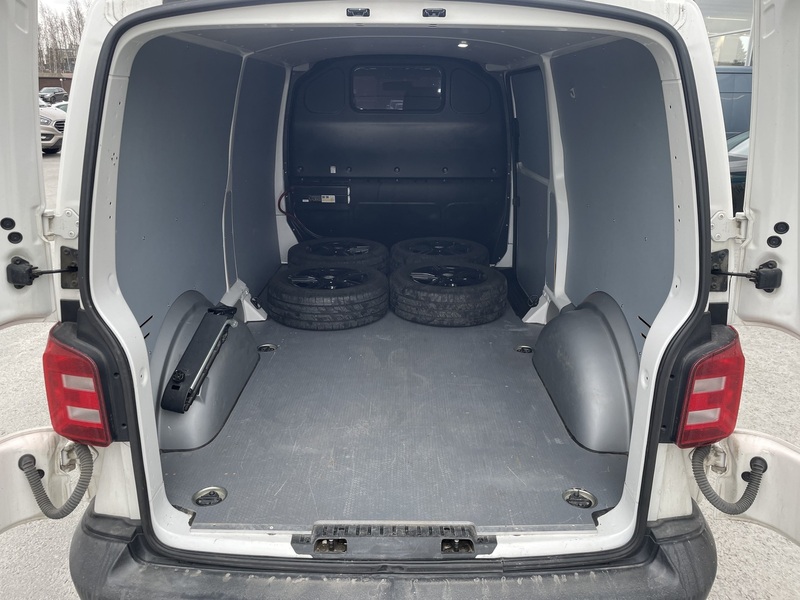 Volkswagen Transporter vaihtoauto