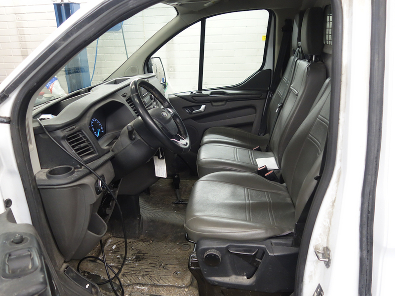 Ford Transit Custom vaihtoauto