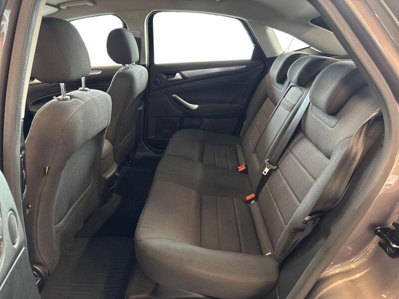 Ford Mondeo vaihtoauto