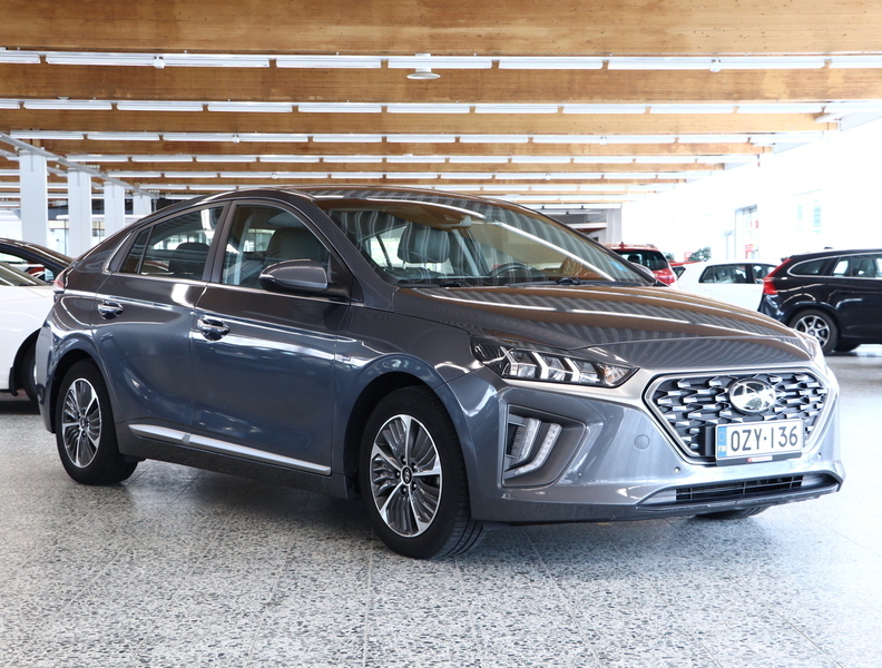 Hyundai IONIQ plug-in vaihtoauto