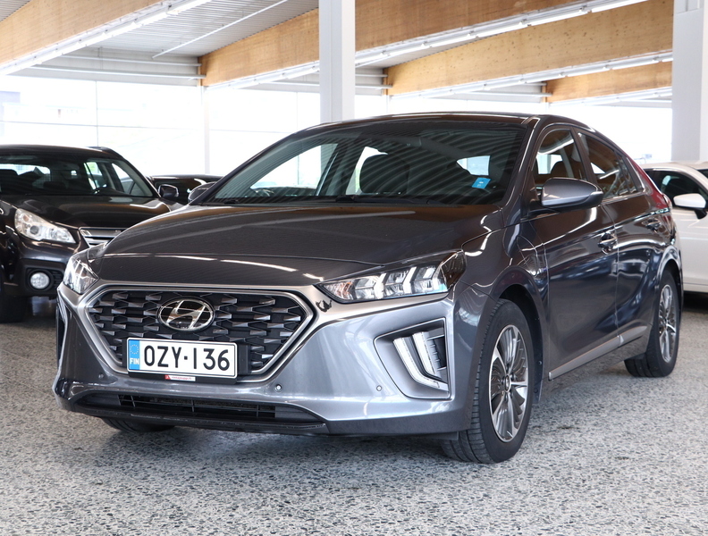 Hyundai IONIQ plug-in vaihtoauto