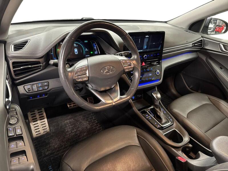 Hyundai IONIQ plug-in vaihtoauto