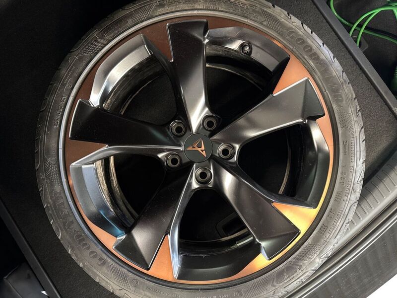 Cupra Leon Sportstourer vaihtoauto