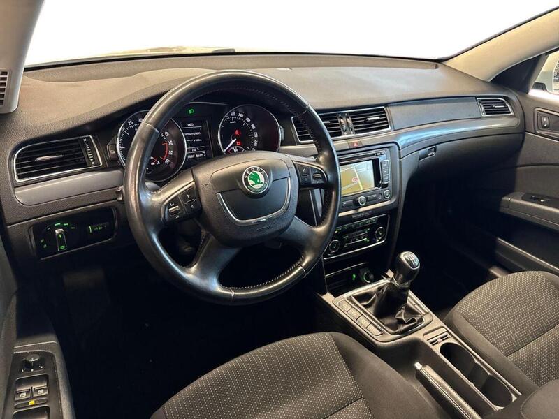 Skoda Superb vaihtoauto