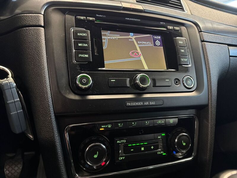 Skoda Superb vaihtoauto