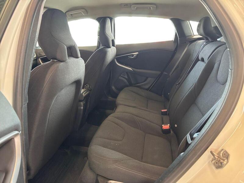 Volvo V40 vaihtoauto