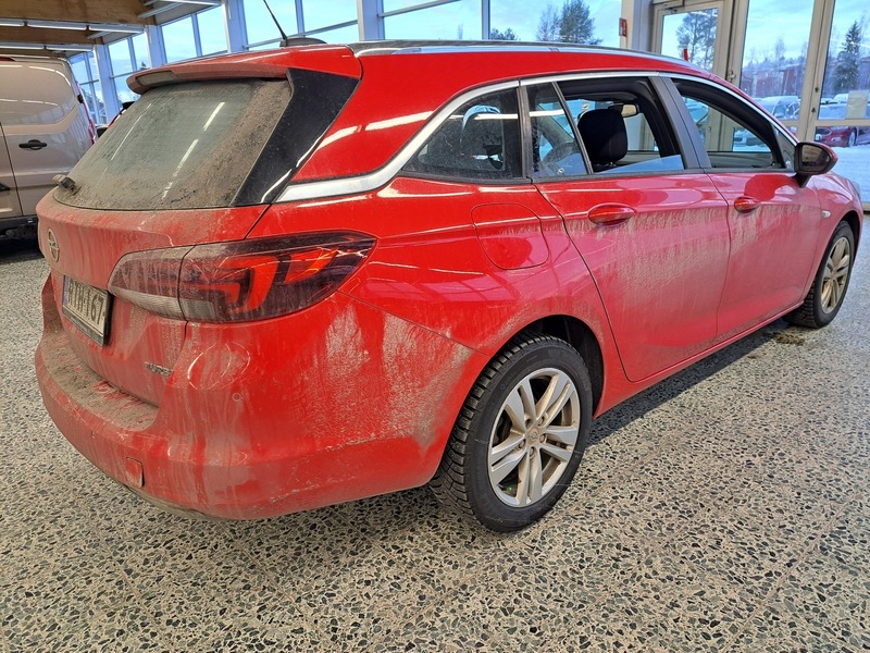 Opel Astra vaihtoauto
