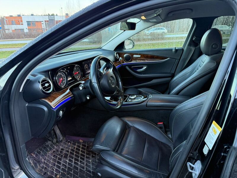 Mercedes-Benz E vaihtoauto