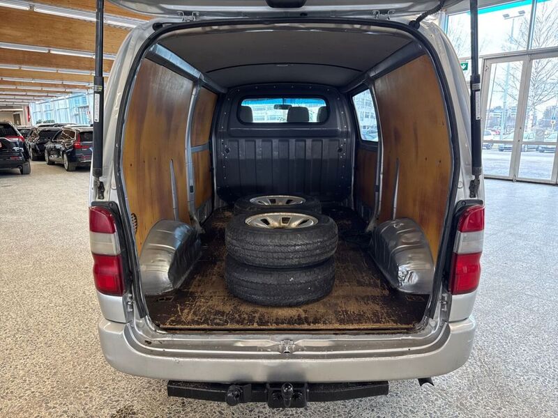 Toyota Hiace vaihtoauto