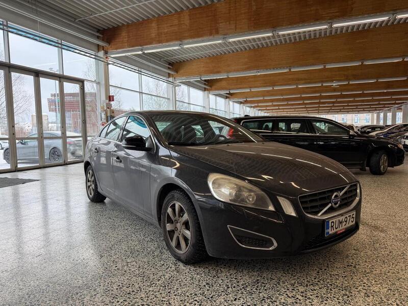 Volvo S60 vaihtoauto