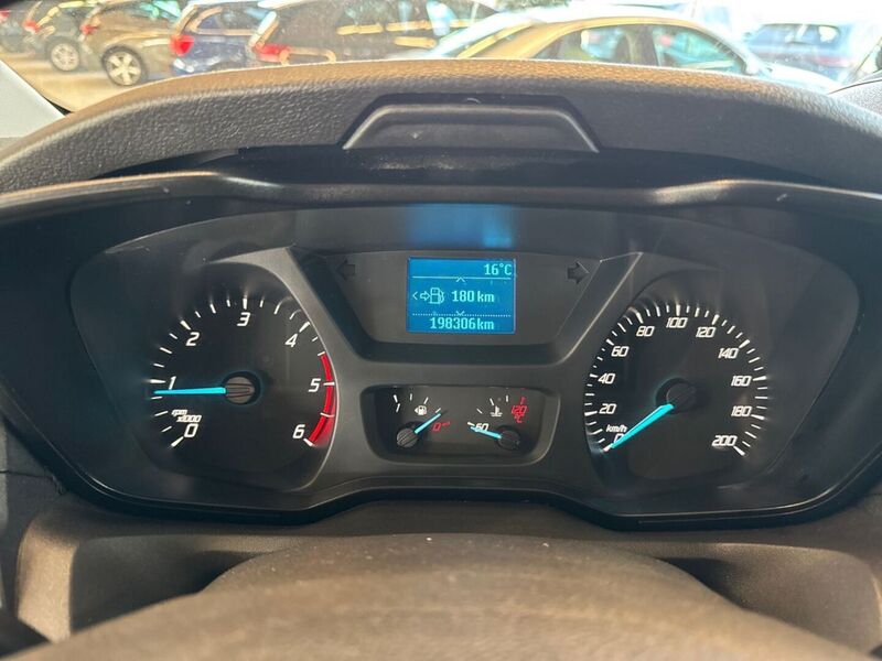 Ford Transit vaihtoauto