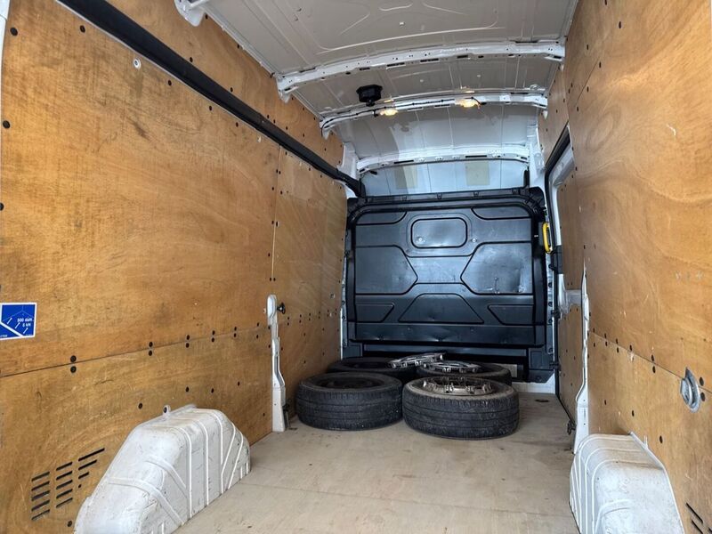 Ford Transit vaihtoauto