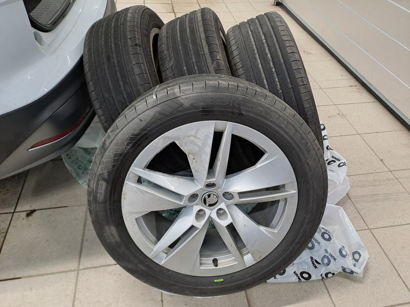 Skoda Enyaq vaihtoauto