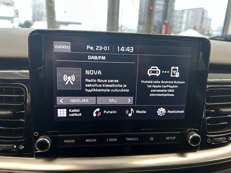 Kia Stonic vaihtoauto