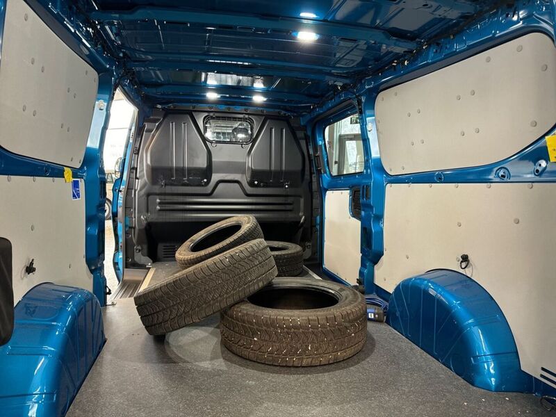 Ford Transit Custom vaihtoauto