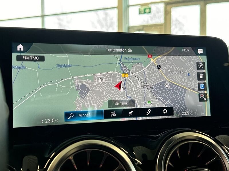 Mercedes-Benz EQA vaihtoauto