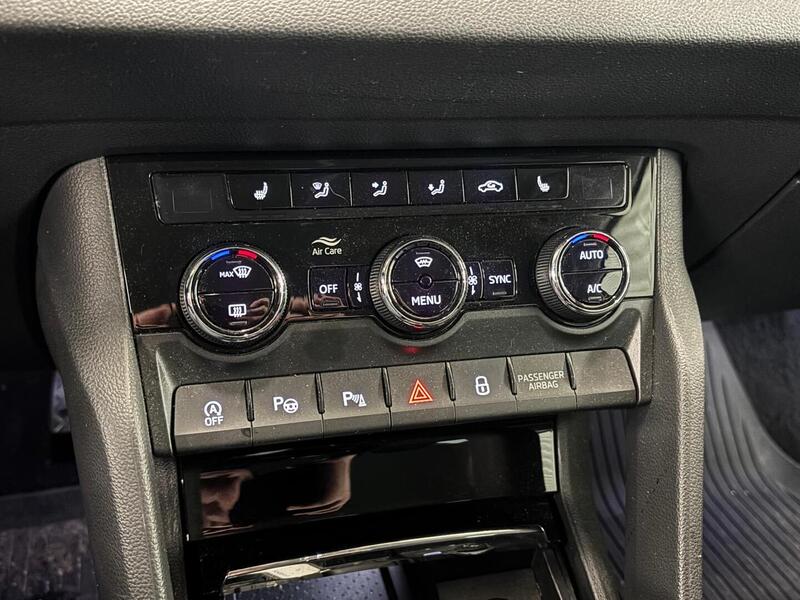 Skoda Karoq vaihtoauto