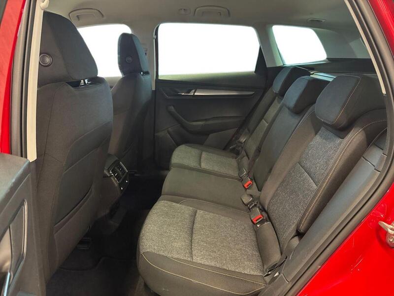 Skoda Karoq vaihtoauto