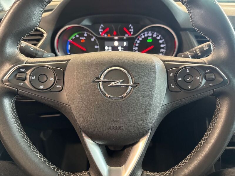 Opel Grandland vaihtoauto