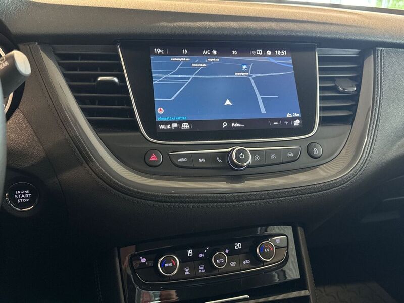 Opel Grandland X vaihtoauto