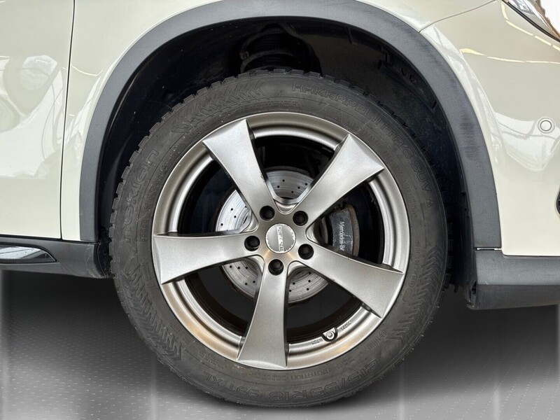 Mercedes-Benz GLA vaihtoauto