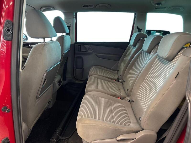 SEAT Alhambra vaihtoauto