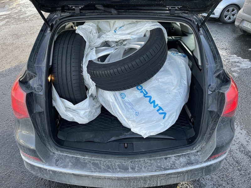 Opel Astra vaihtoauto