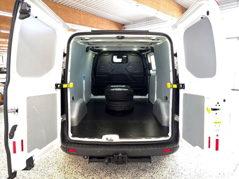 Ford Transit Custom vaihtoauto