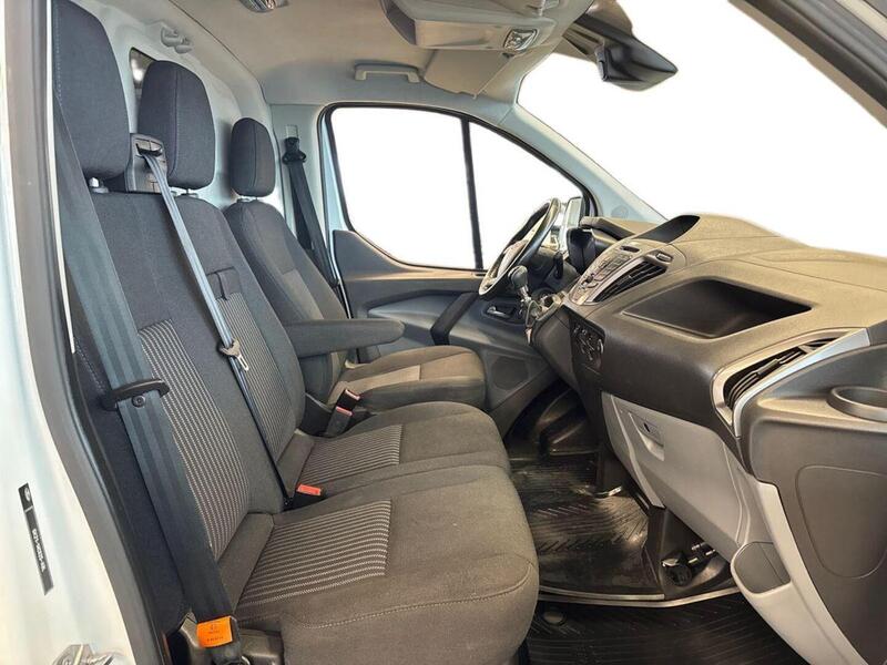 Ford Transit Custom vaihtoauto