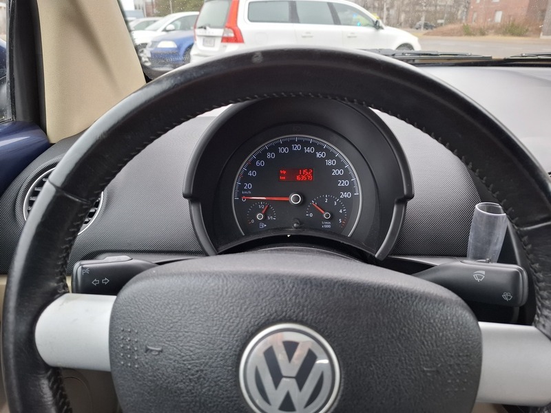 Volkswagen New Beetle vaihtoauto