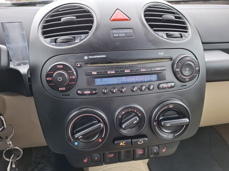 Volkswagen New Beetle vaihtoauto