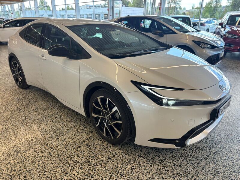 Toyota Prius Plug-in vaihtoauto