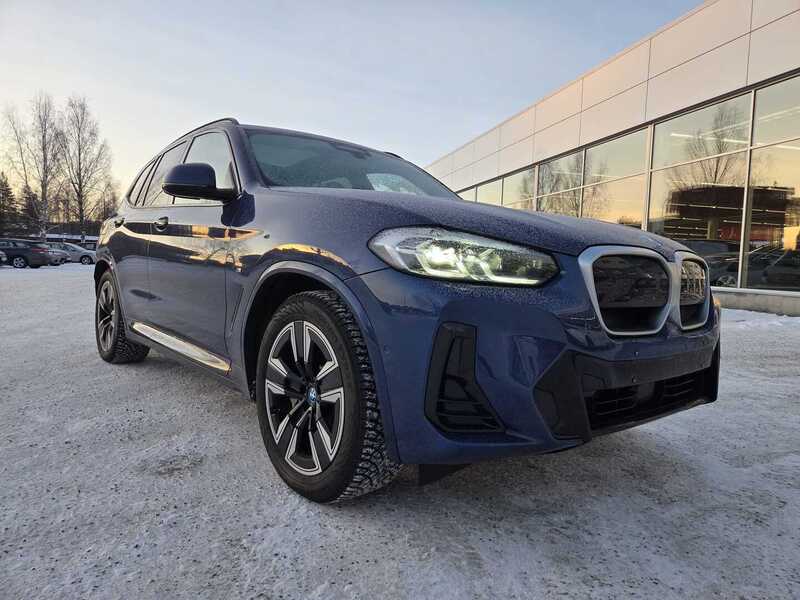 BMW iX3 vaihtoauto