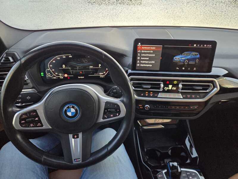 BMW iX3 vaihtoauto