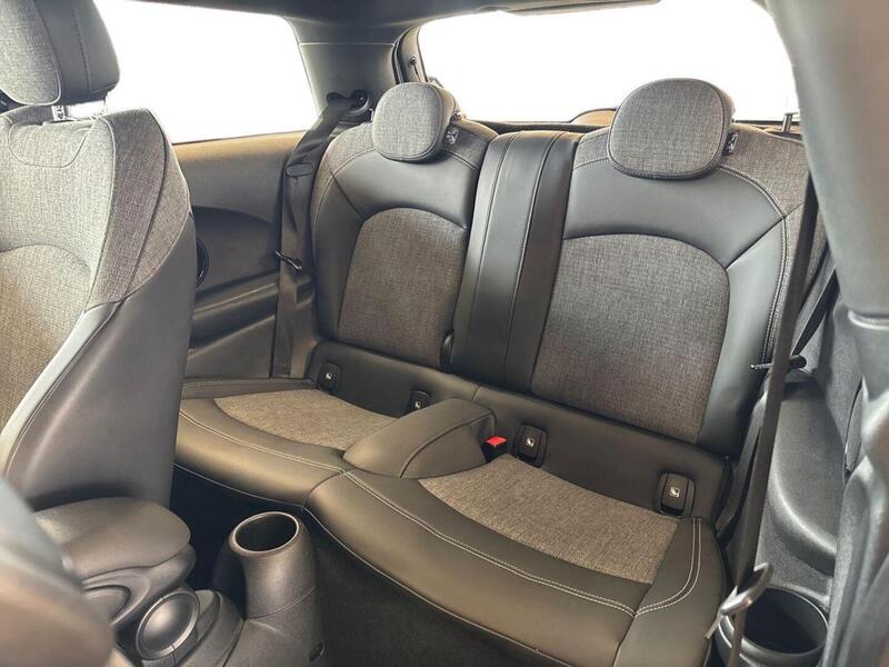 Mini Cooper vaihtoauto