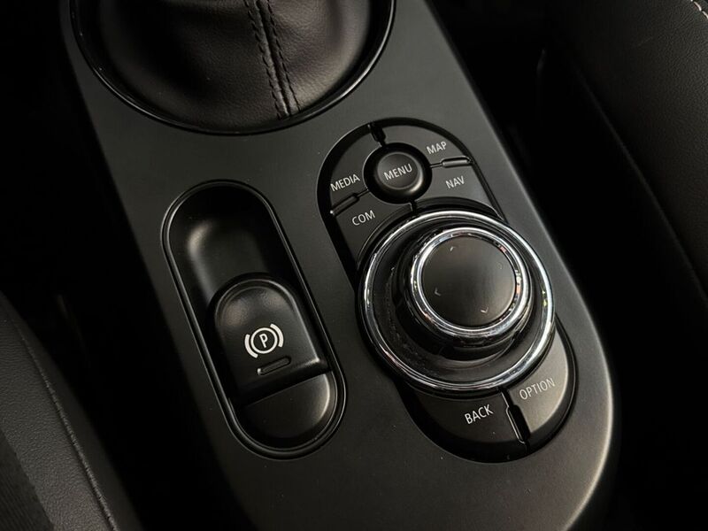 Mini Cooper vaihtoauto