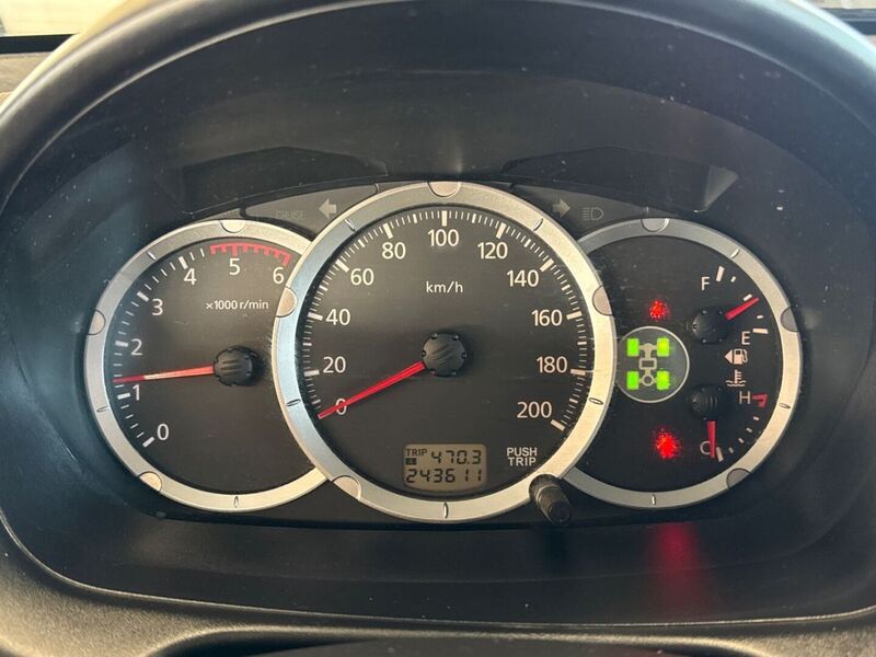 Mitsubishi L200 vaihtoauto