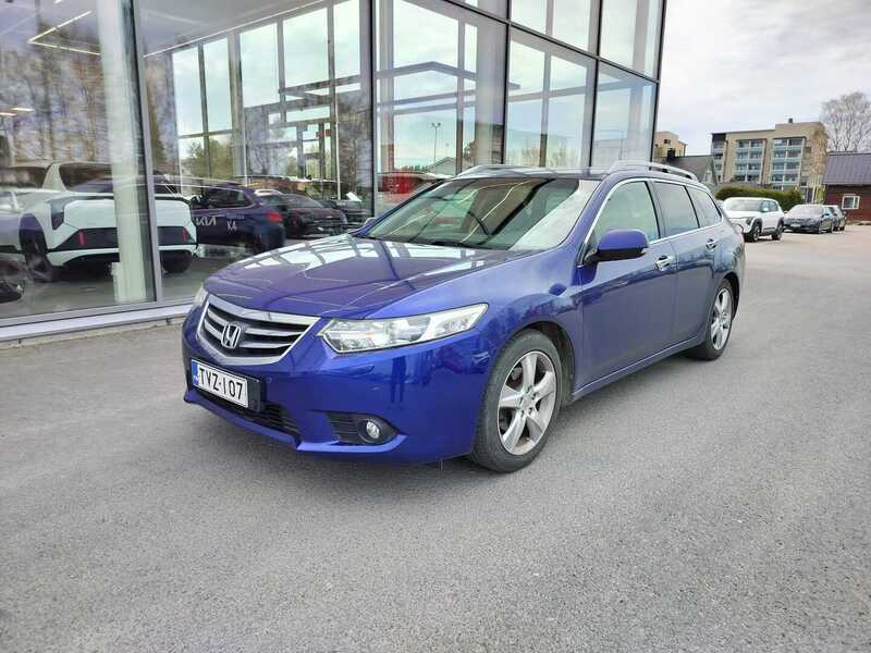 Honda Accord vaihtoauto
