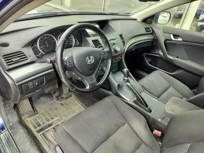Honda Accord vaihtoauto