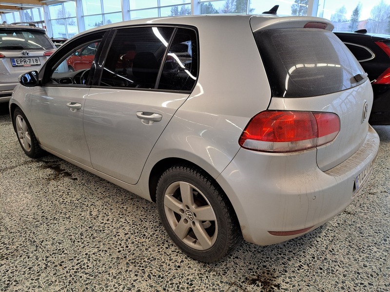 Volkswagen Golf vaihtoauto