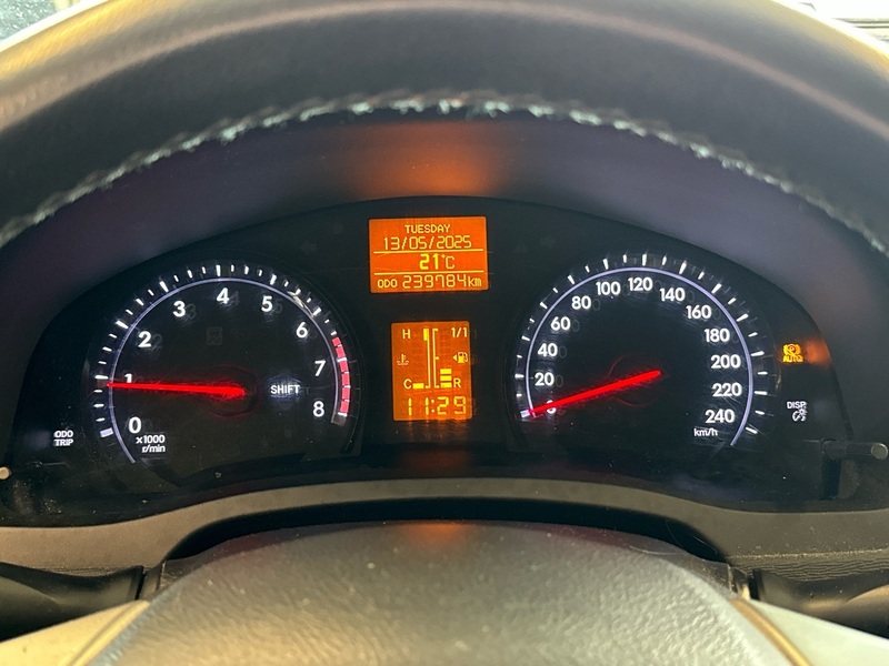 Toyota Avensis vaihtoauto