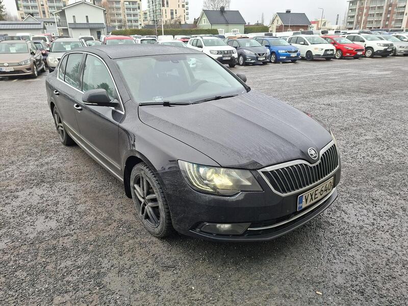 Skoda Superb vaihtoauto