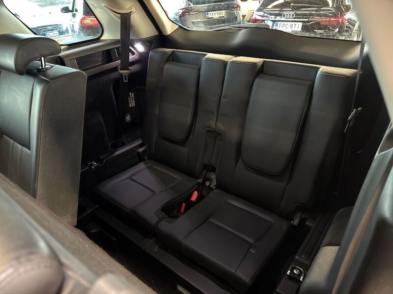 Land Rover Discovery Sport vaihtoauto