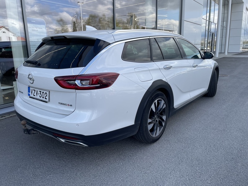 Opel Insignia vaihtoauto