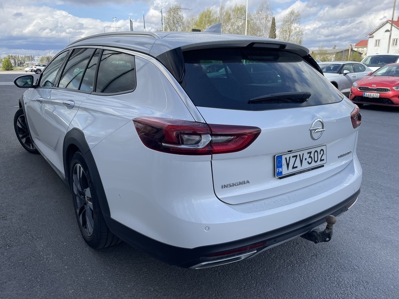 Opel Insignia vaihtoauto