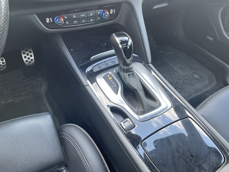 Opel Insignia vaihtoauto